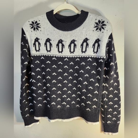 kate spade Sweaters - kate spade Black and White Penguin Crewneck  Intarsia Sweater Sz XS